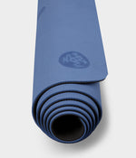 Manduka Begin Mat 5mm 68" - Moon Black