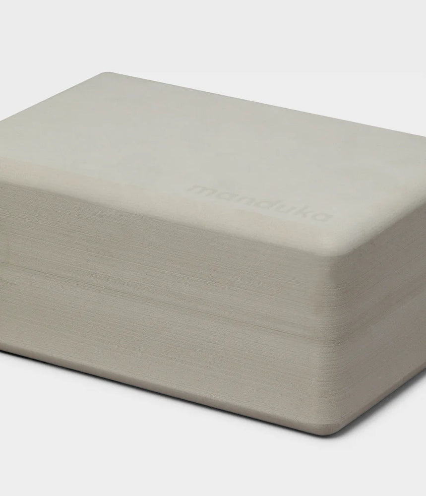 Manduka Recycled Foam Block - Linen