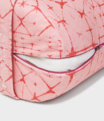 Manduka enlight Round Bolster - Star Dye Coral
