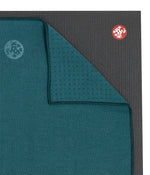 Manduka Yogitoes Skidless Yoga Hand Towel 16‘’ - Deep Sea 2.0